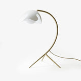 085 Bord Lampe PS38 Skærm: Orkide White. Stel: Messing med klar lak